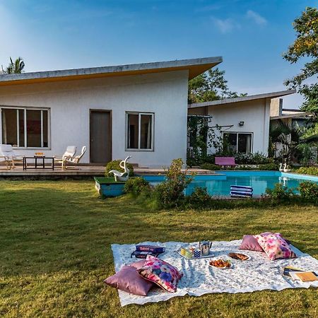Saffronstays Roselle, Malavli - Pet-Friendly Pool Villa With Modern Interiors Lonavala Kültér fotó